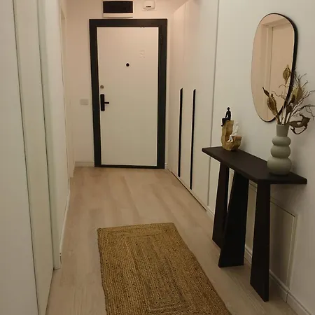 아파트 Marina White Titanic *