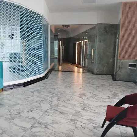 아파트 Marina White Titanic Năvodari